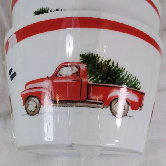 222 FIFTH Set of 4 WINTER CHEER Small BOWLS Santa Red Pickup Truck Tree NEW - Picture 11 of 12